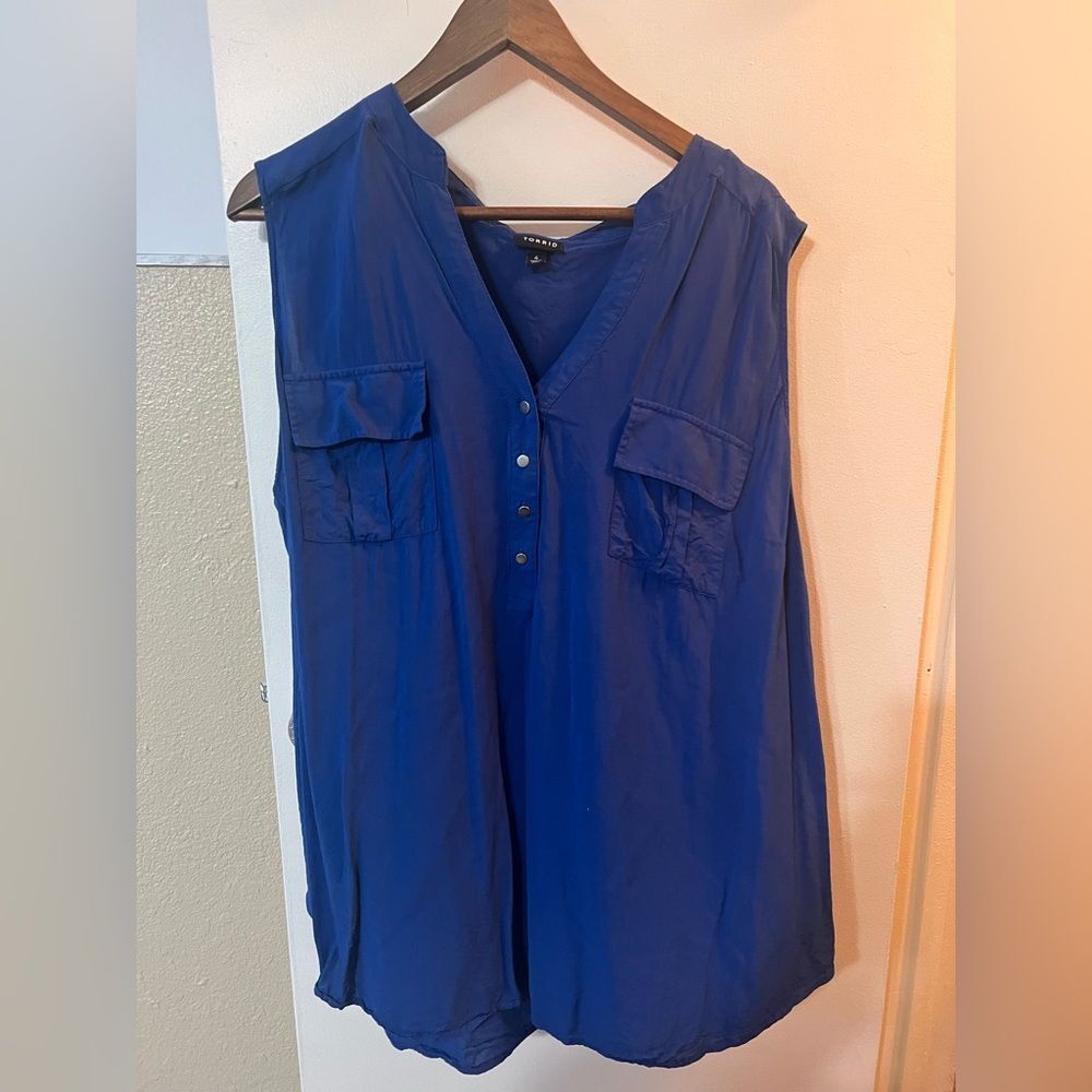Torrid Electric Blue Sleeveless Blouse Sz 4X Minimal Classic Academia Corpcore